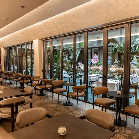 Grand Duka & Hotel 5*