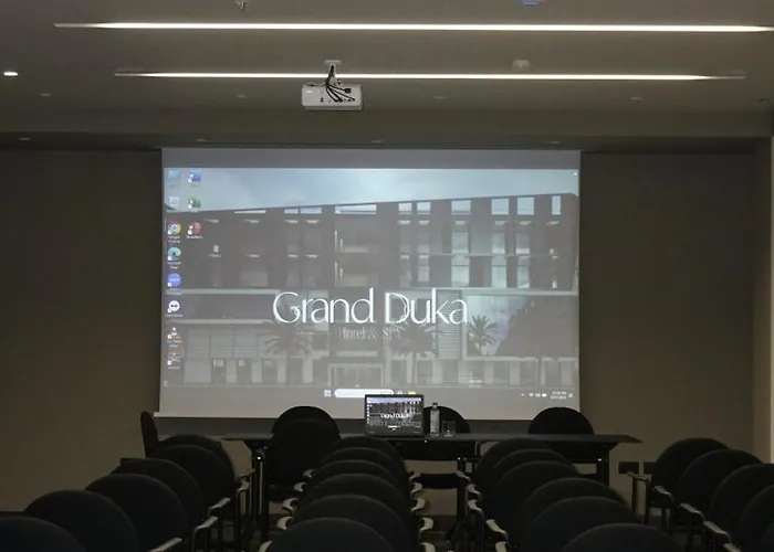 Grand Duka & Durrës